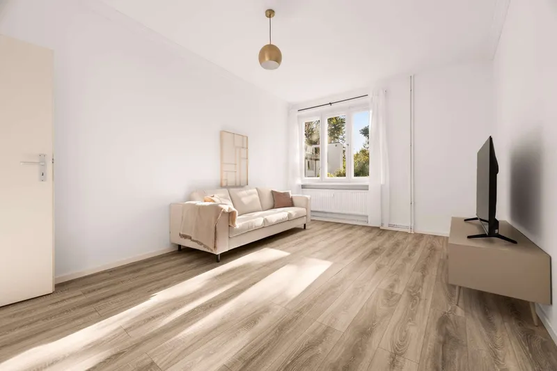 Hübsche 4-Zimmer-Wohnung in Steglitz - voll möbliert — photo 1